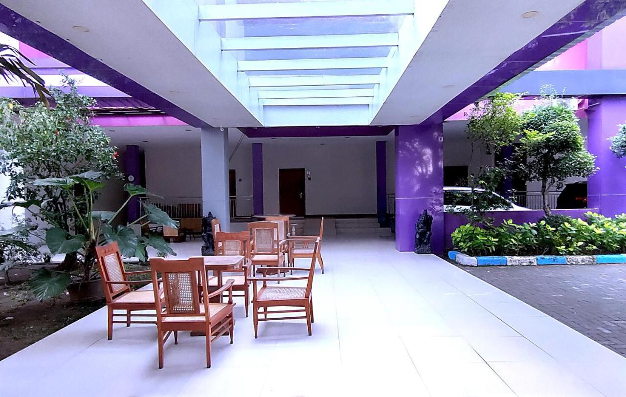 Hotel Twin Star Solo Esterno foto