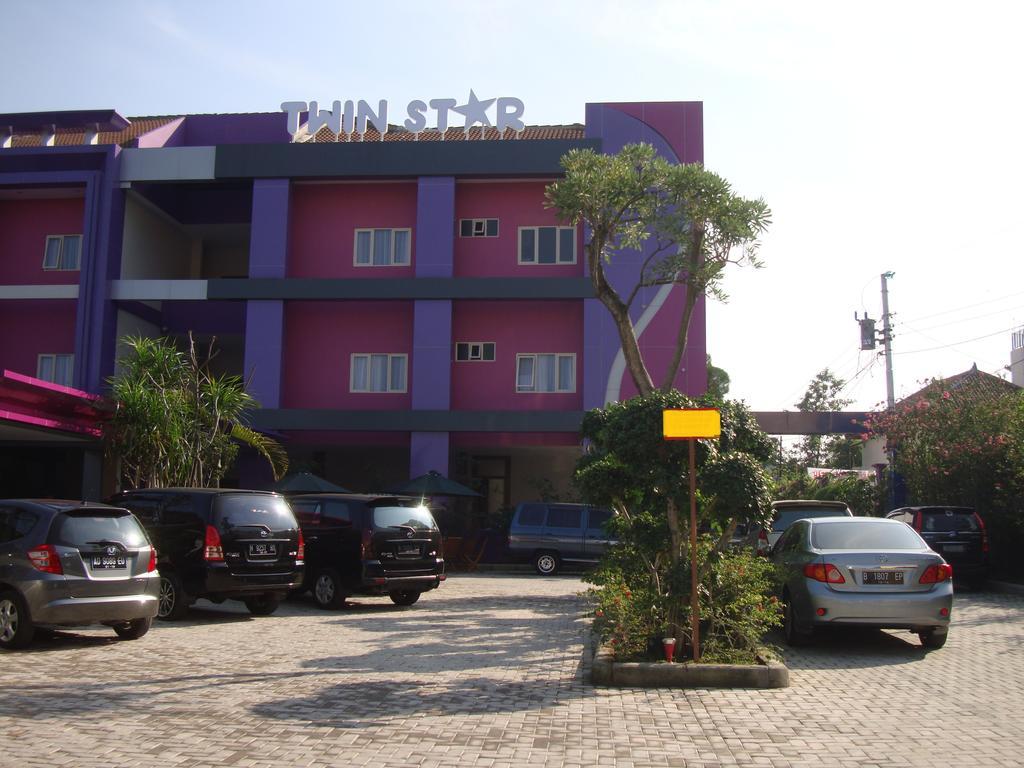 Hotel Twin Star Solo Esterno foto
